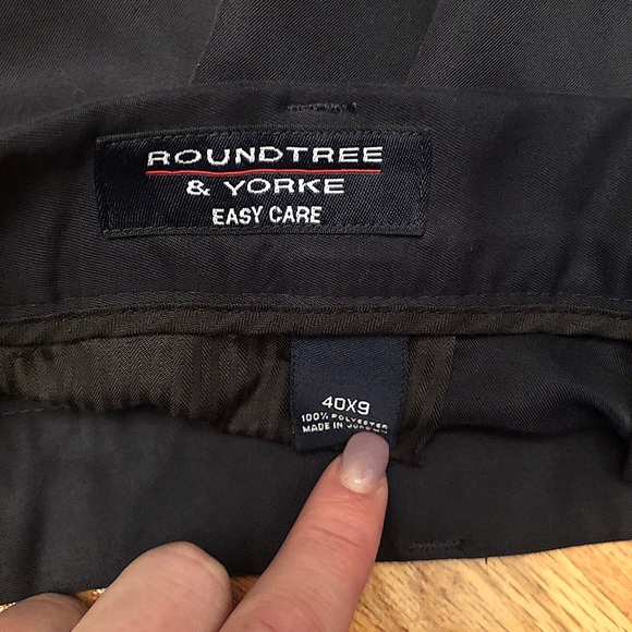 Roundtree&Yorke Shorts - Picture 3 of 5